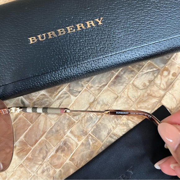 BURBERRY sunglasses - Picture 2 of 8